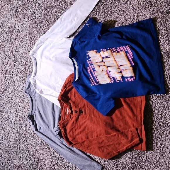 BUNDLE of 4 Old Navy Boys Tops - Picture 1 of 8